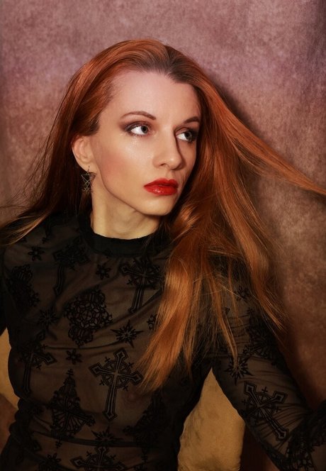 Anima Noira erwachsene akt fotos