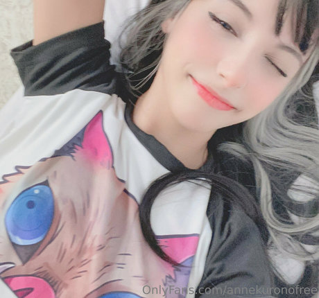 annekuronofree model foto