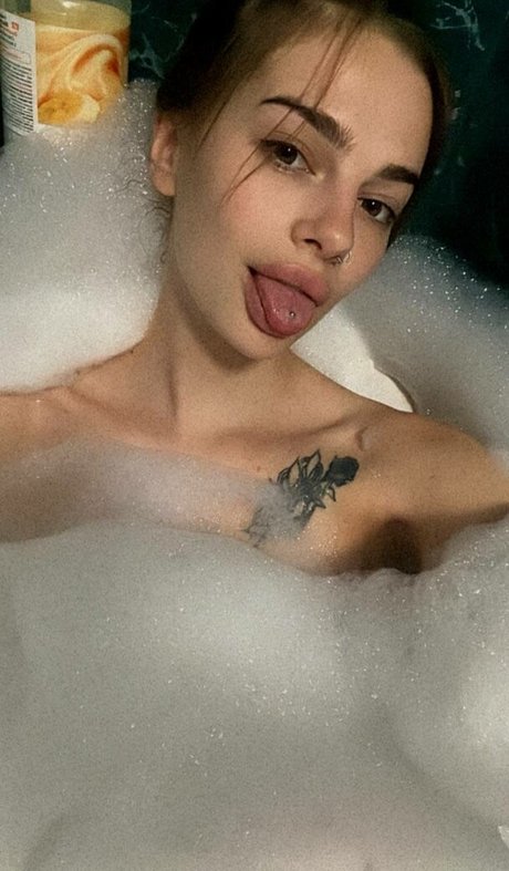 Kisa Tanya kostenlose schöne bilder