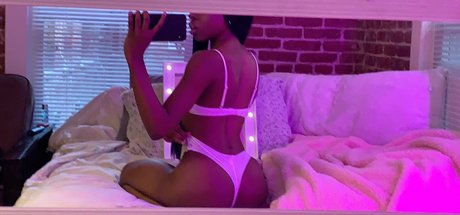 brittxolondon schauspielerin exklusive fotos