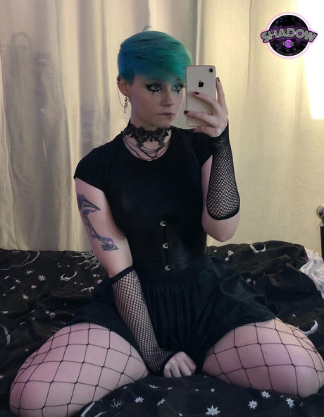 egirlshadowx model erwachsene fotos