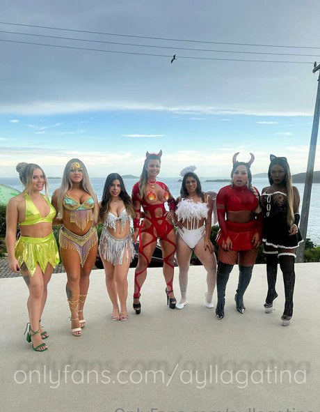 ayllagatina sexy pornografische bilder