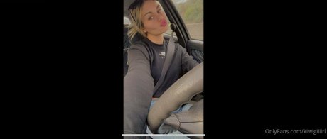 kiwigiiiirl nacktheit kostenlose archiv