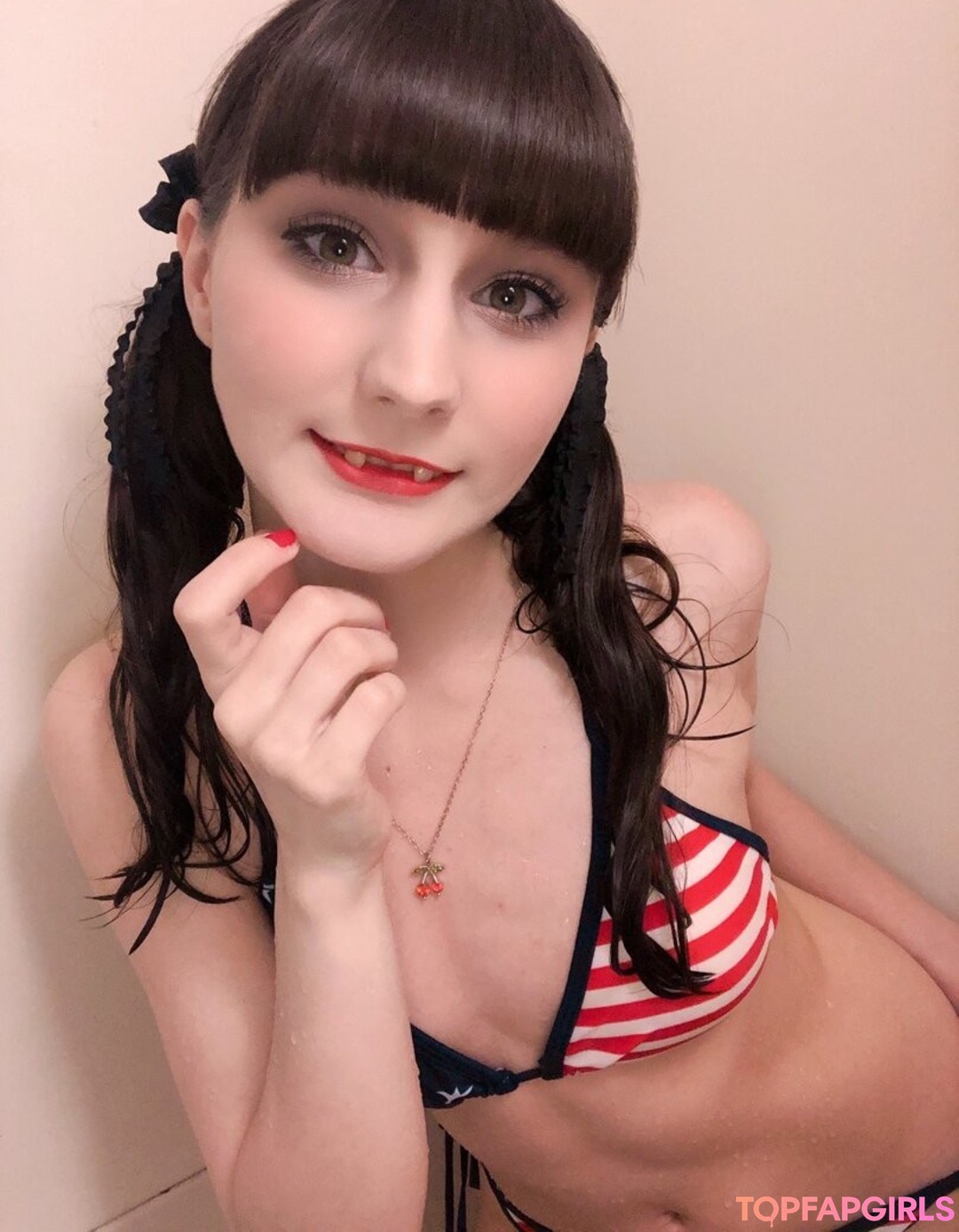 Schyler Reighn nackte galerien