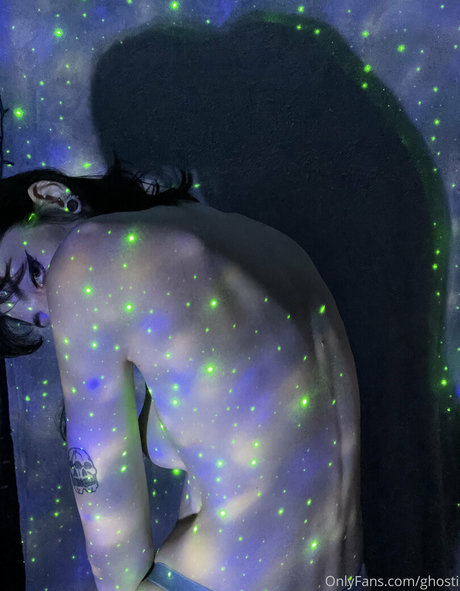 ghosti erotische nackte fotos