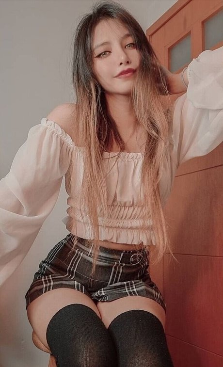 Ary Vilchis perfekte exklusive bilder