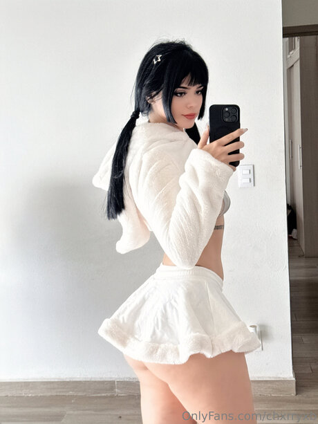 Chxrryxb erotische kunst bilder