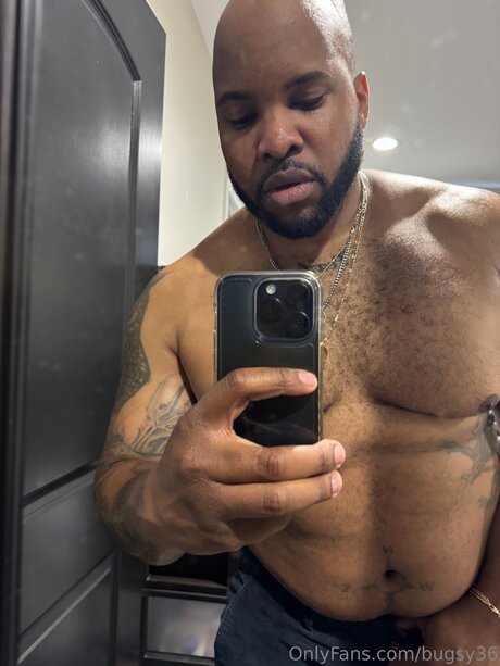 Bugsy36 freie porno foto