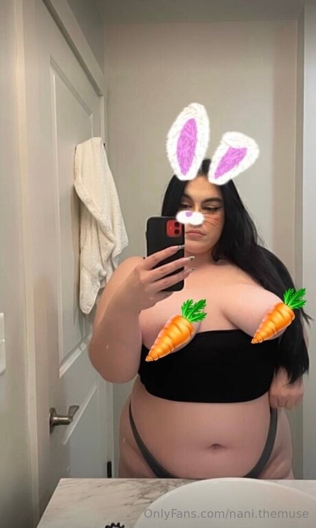 Nani Themuse perfekte heiße foto