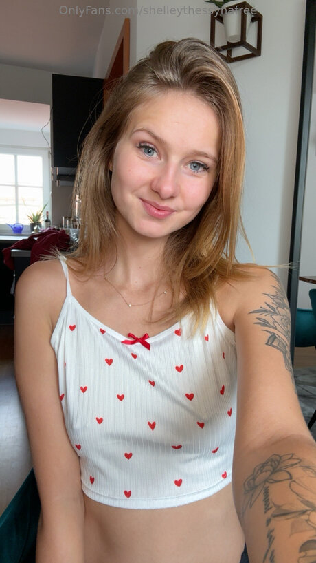 Shelleythessynafree nackt schöne galerien