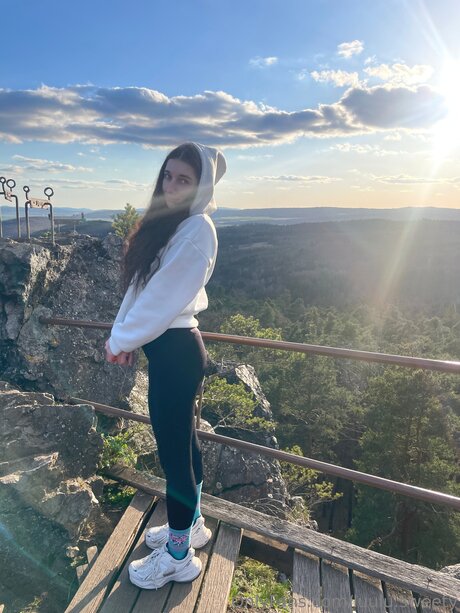 Luulu Sweety hübsche pornostar bilder