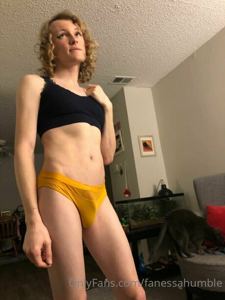 Fanessahumble exklusive sex galerie
