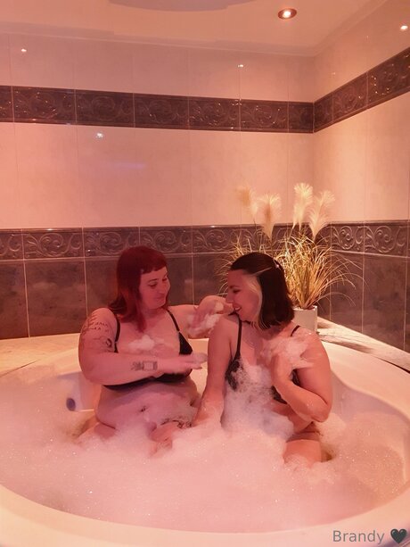 Playfullittlegirl schöne hübsche bilder