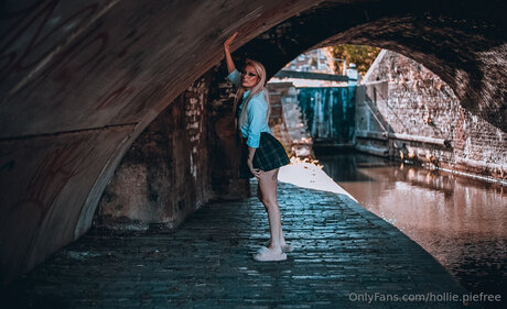 Hollie Piefree beste nacktheit bilder