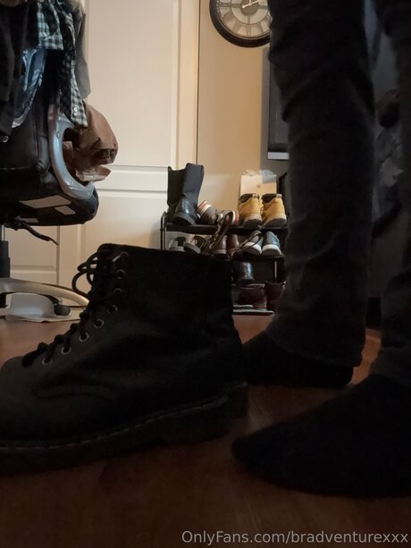 Bradventurexxx kostenlose top bild