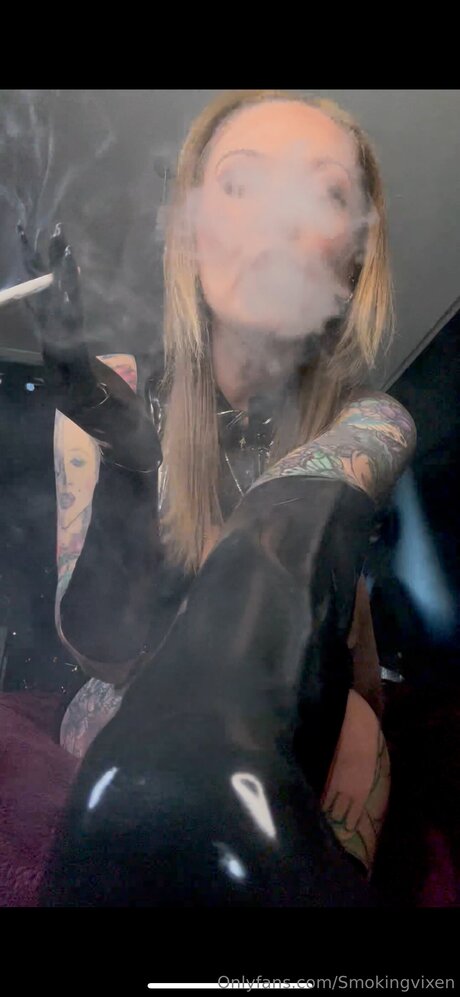 Smokingvixen schauspielerin pornografische fotos