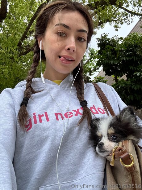 Chloekim nacktheit schöne foto