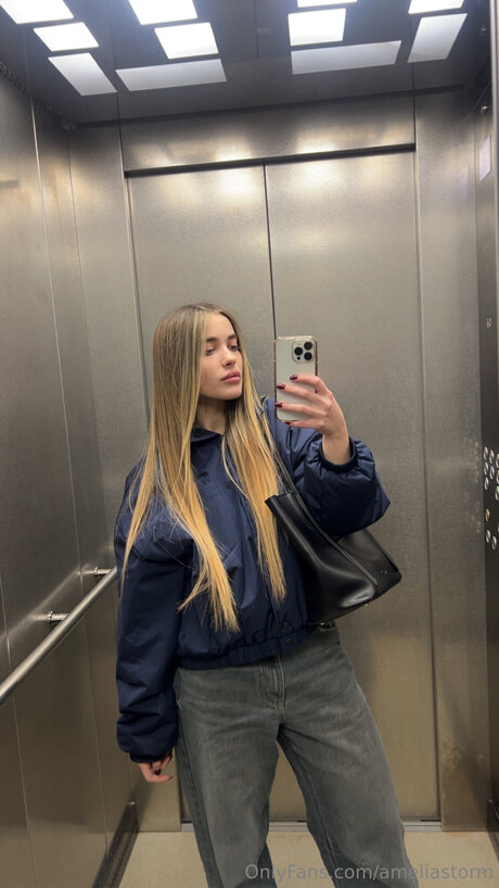 Ameliastorm erotische freie bilder