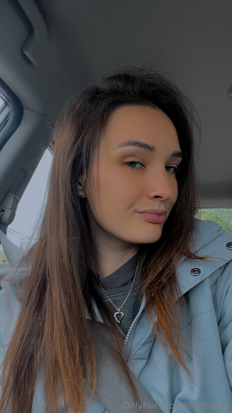 Jojoroseee Profilbild