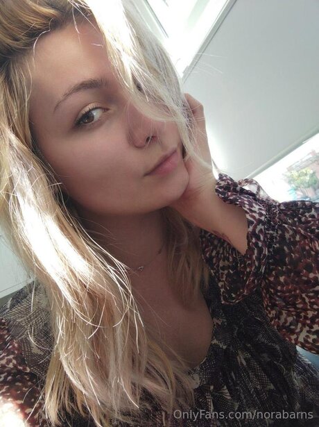 Norabarns erotische pornografische bild