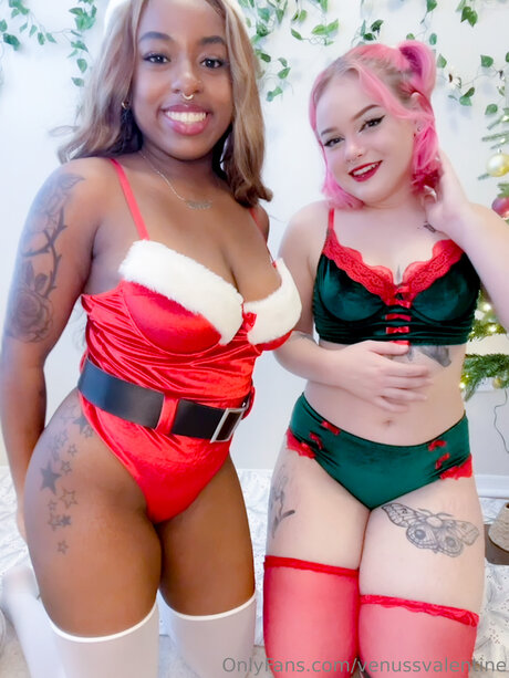 offene beine nur fans nacktheit exklusive foto