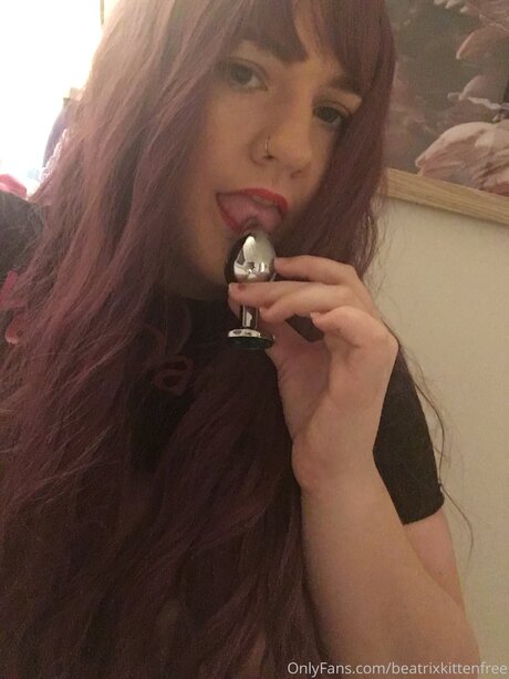 Beatrixkittenfree pornostar hd foto