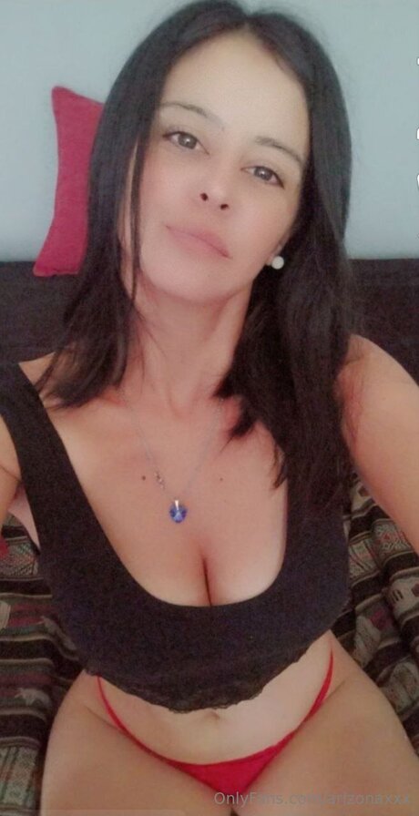 Arizonaxxx hd top foto