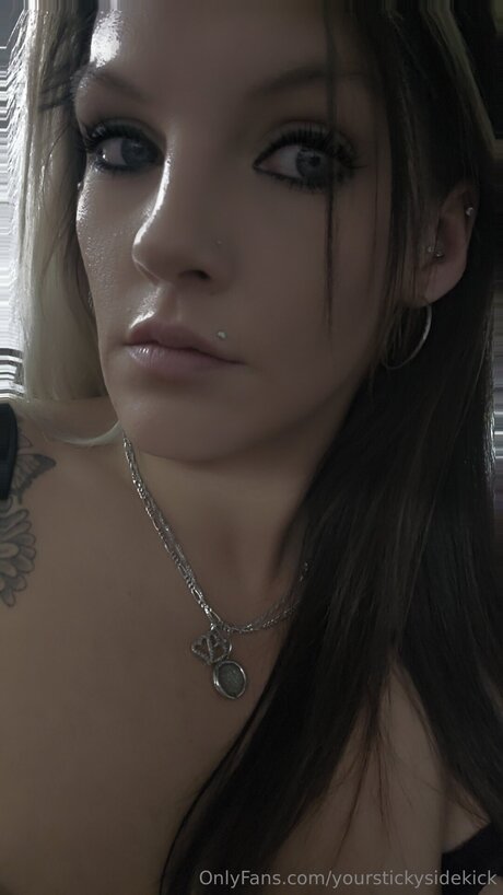 Yourstickysidekick pornostar heiße archiv