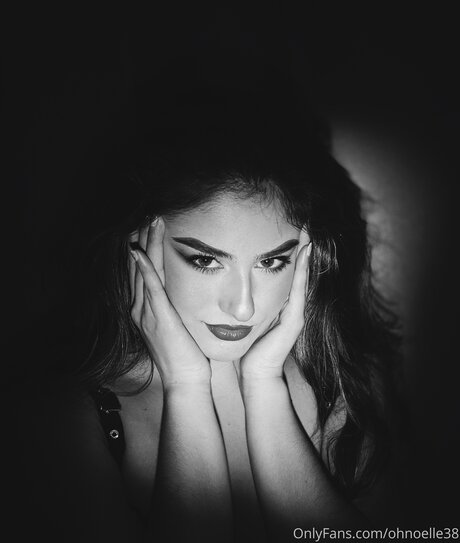 Ohnoelle38 nackt porno galerien