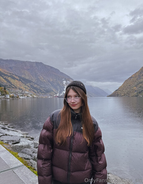 Lolla Sin hd nackten bilder