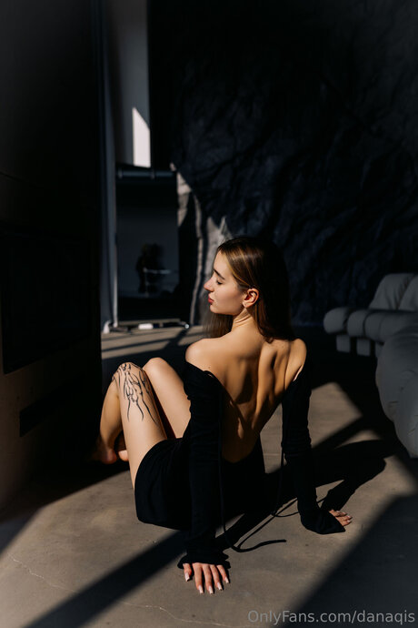Danaqis nackten pornostar foto
