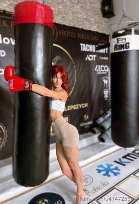 Aariel Leiira schöne porno galerie