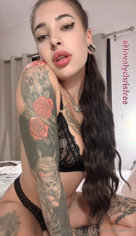 Harleyhopefree erotische nackte fotos