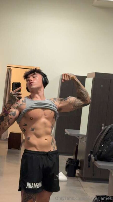 Hunterjames sexy erotische galerien