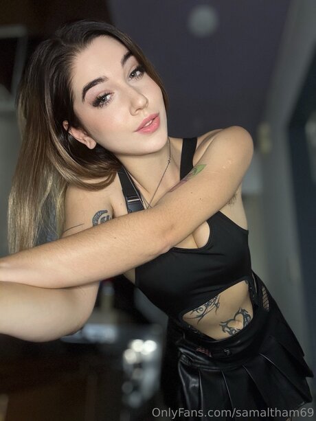 Samaltham69 porno bild