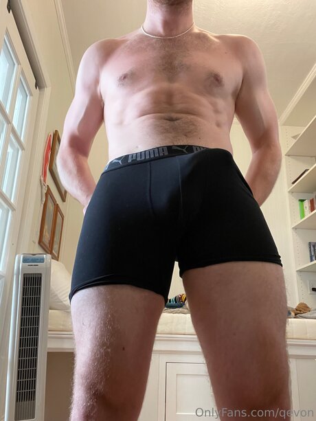 Qevon sexy erwachsene galerien