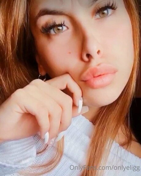 Antonellaagz schauspielerin nette bild