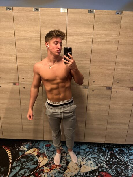 Christianlevine Straight Profilbild