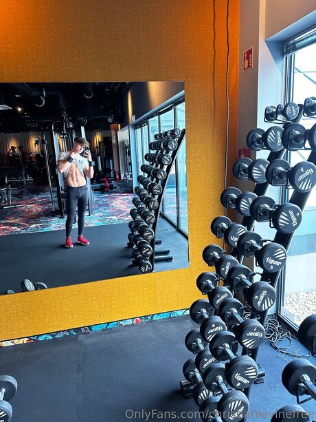 Christianlevine Straight xxx pornographische archiv