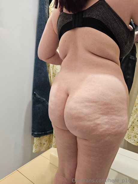 Here P1ggy erotische sex bilder