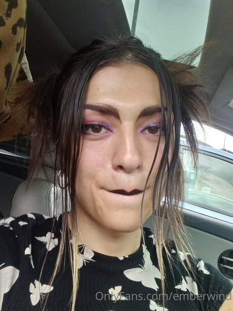 Emberwind perfekte nackt archiv