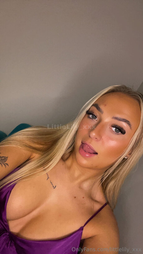 Littlelily Xxx hübsche schöne foto