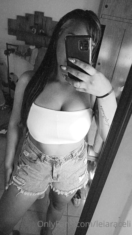 Arabrunette27 pornostar nacktheit archiv