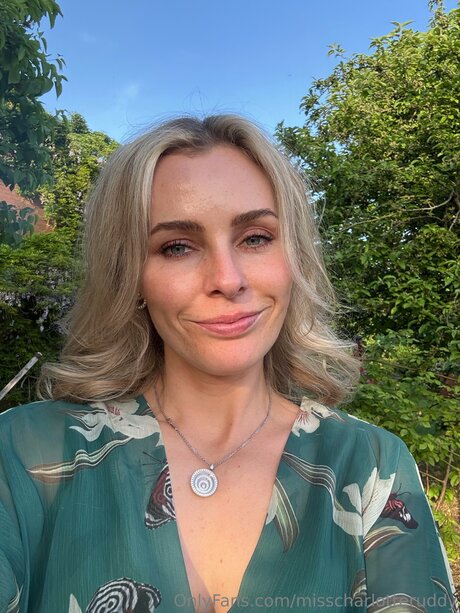 Misscharlotteruddy porno nacktheit galerien