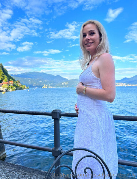 Misscharlotteruddy porno exklusive galerie