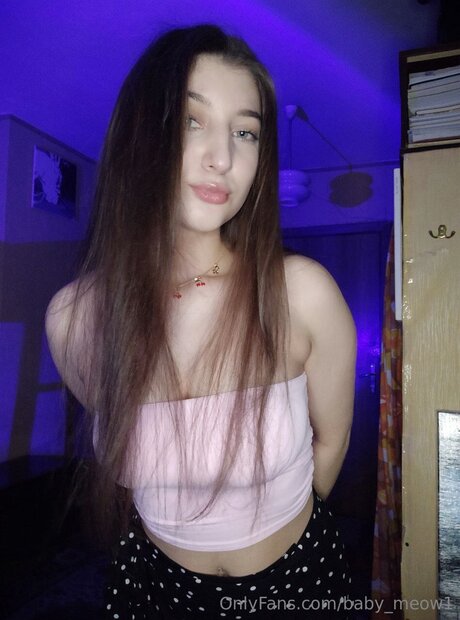 Baby Meow1 schauspielerin nacktheit bilder