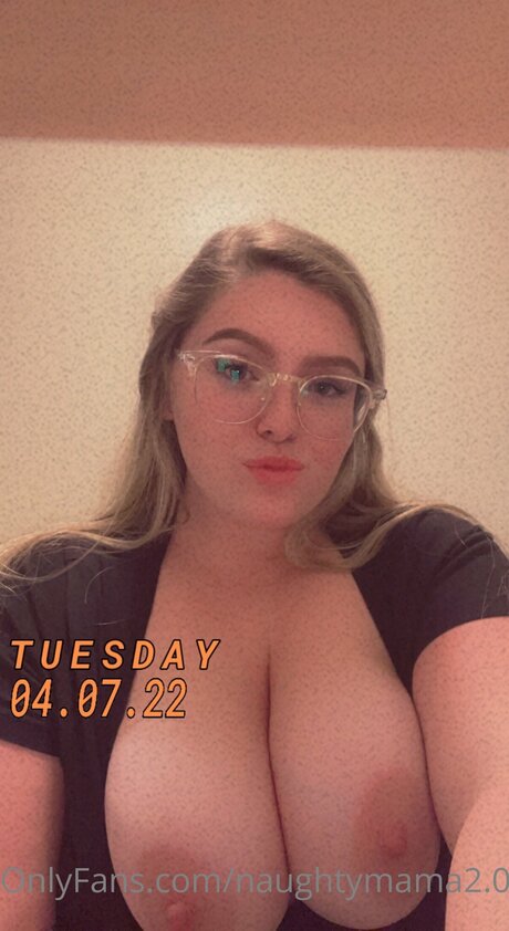Naughtymama2 0 hd nackt fotos