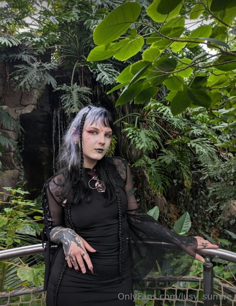 Lusy Sumire xxx bild