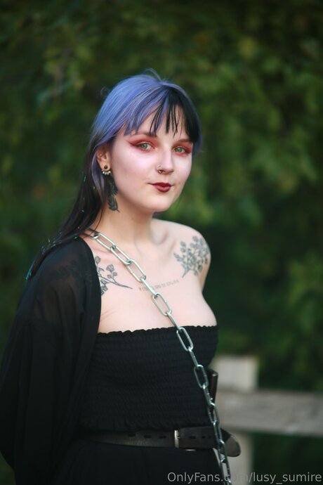 Lusy Sumire nacktheit schöne bild