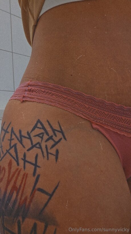 Sunnyvicky freie akt bilder